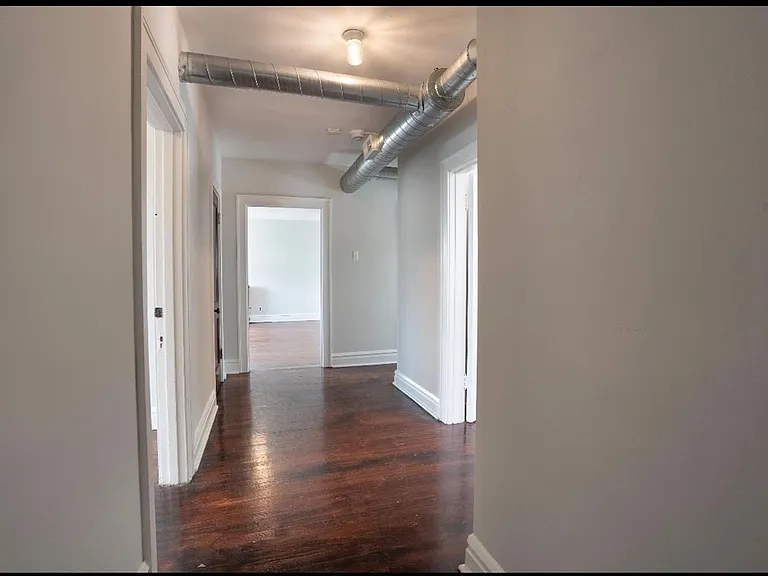 4419 S Kingshighway Blvd — Photo 5