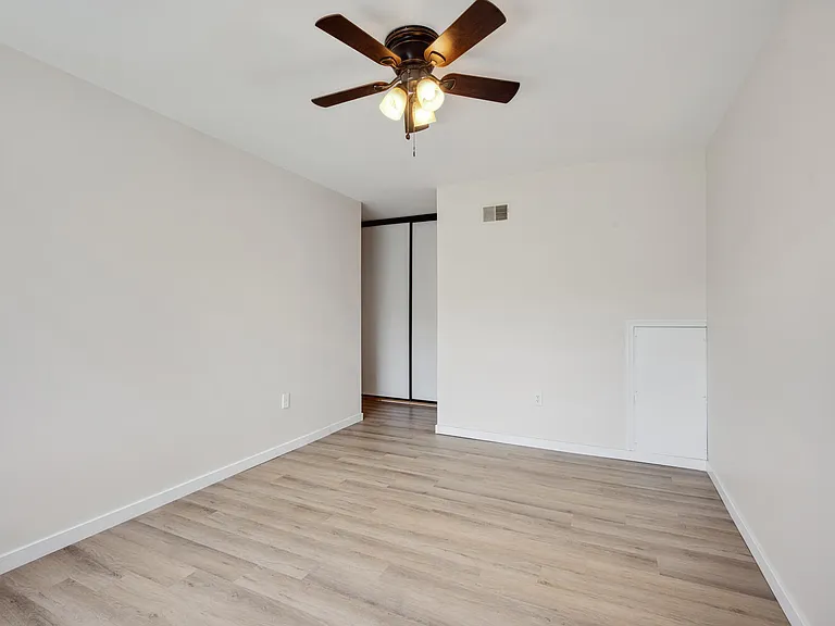 4634 Conwell Dr — Photo 22