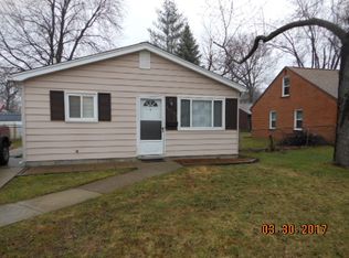 27096 Palmer Blvd, Madison Heights, MI