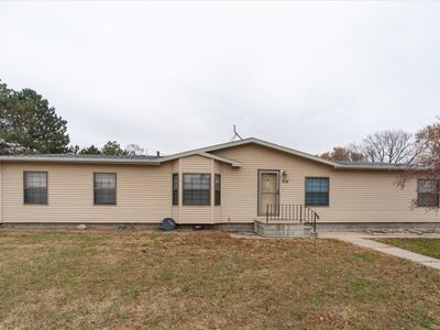 210 W 5th St, Juniata, NE, 68955