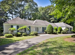 6 Clubway Way, Rumson, NJ 07760