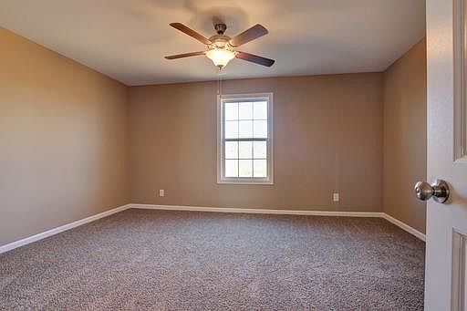 4th image of 985 Big Sky Dr #B