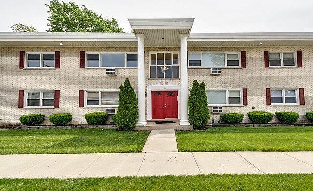 1st image of 731 Bellwood Ave APT 204