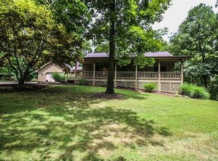 18233 Prickly Pear Ct, Pacific, MO 63069