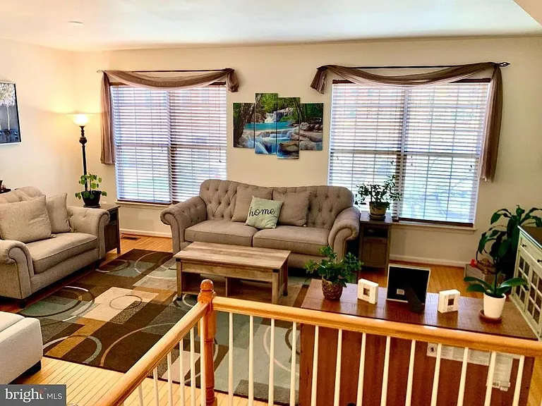 4034 Stonehenge Way — Photo 3