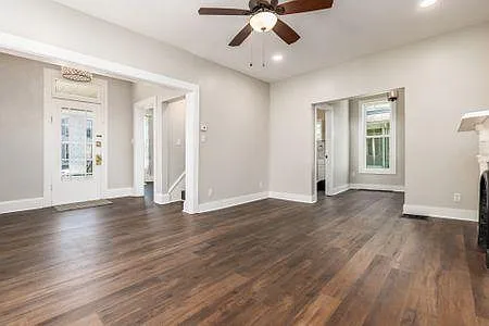 44 Western Ave — Photo 3