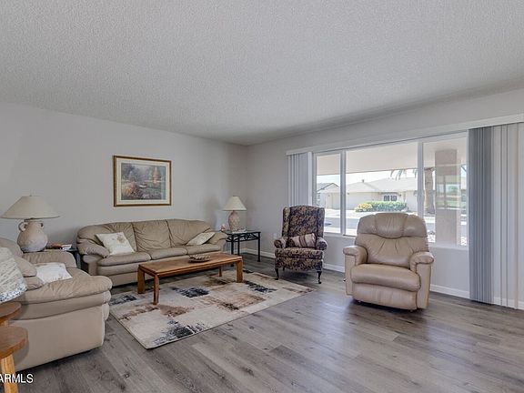 4th image of 10733 W Pineaire Dr