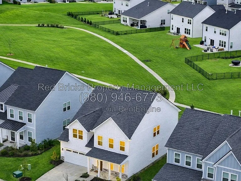 6129 Alsace Ln — Photo 5