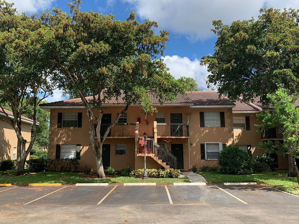1st image of 10345 NW 8th St #201