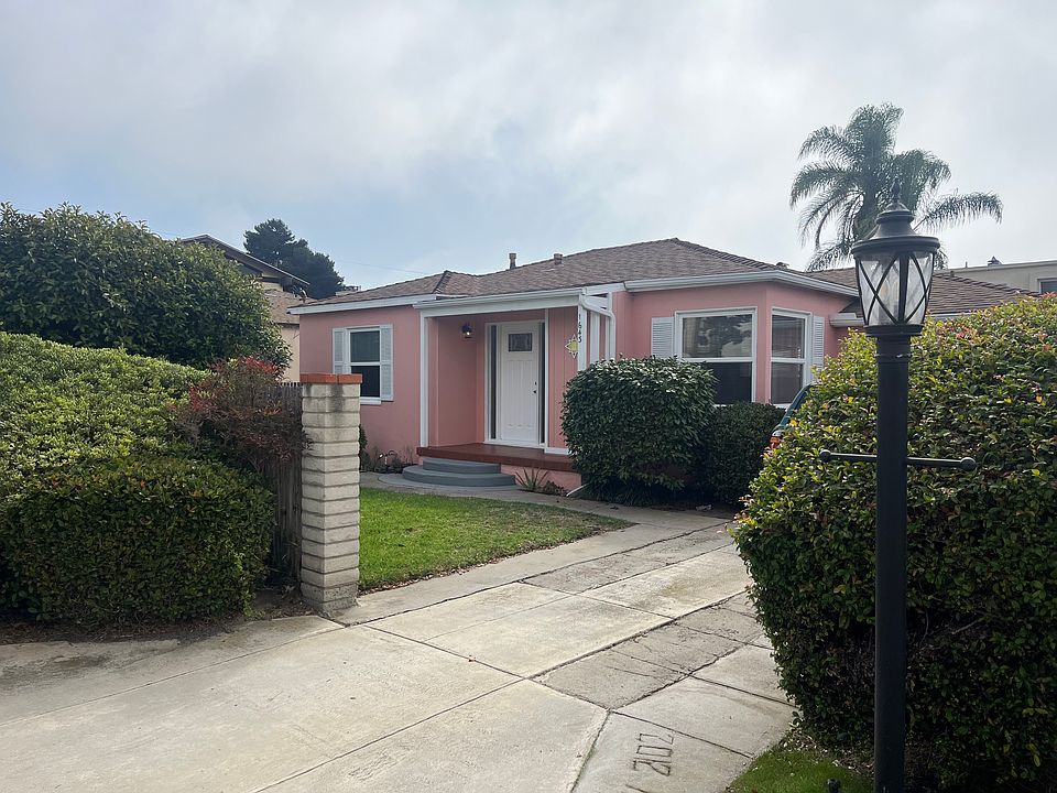 1st image of 1643 Oliver Ave