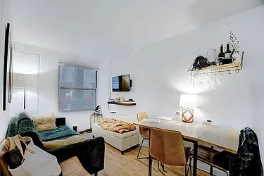 Rented by Urbane Brokerage