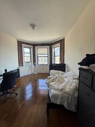 120 Hemenway St #1 Photo 1