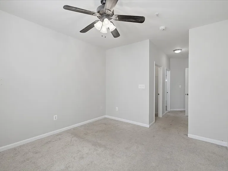 21228 McFadden Sq #314 — Photo 11
