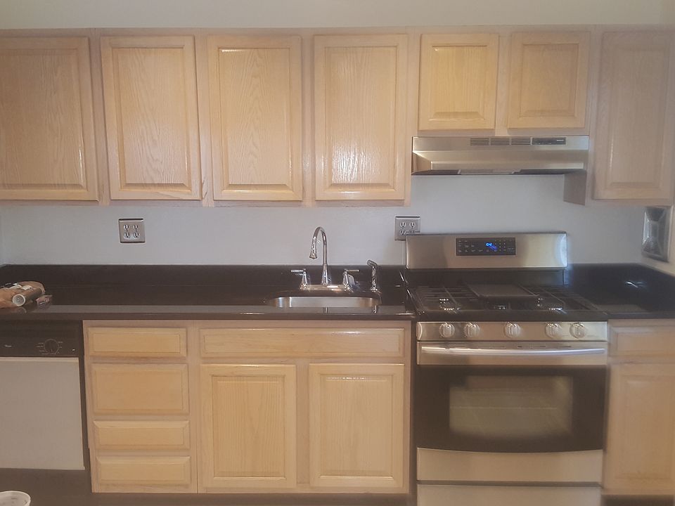 1st image of 578 Mayfair Dr S #1