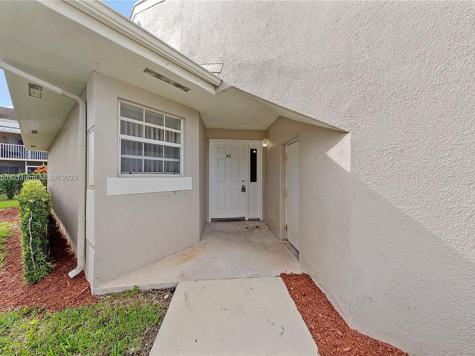 1st image of 2641 SE 21st Ct #101-D