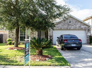 7914 Silver Oak Dr, Texas City, TX 77591