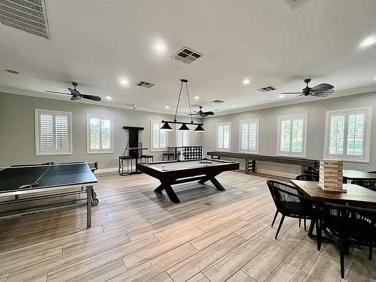 2315 Malaga Peak St — Photo 32
