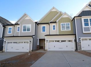 2470 Englemann Dr #374, New Hill, NC 27562