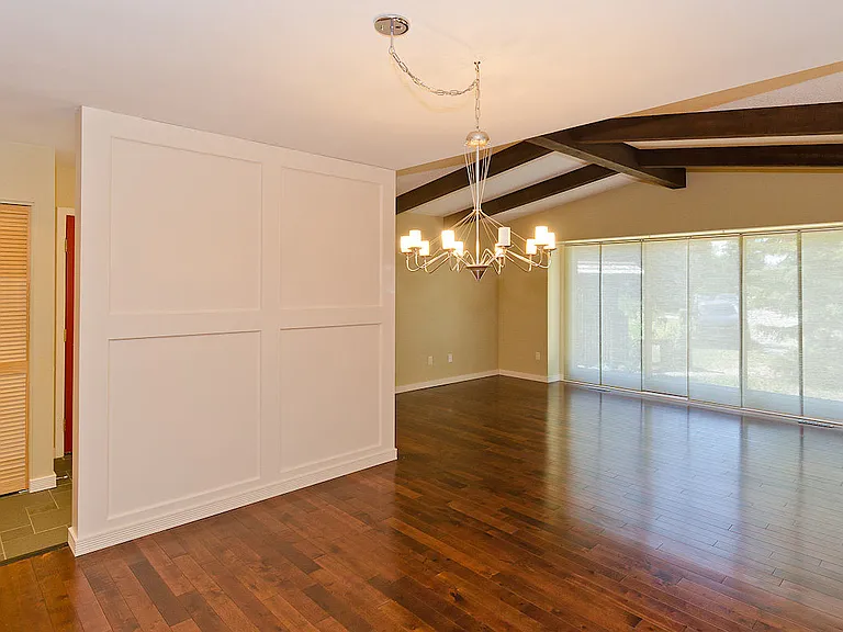 740 Coach Bluff Cres SW — Photo 10