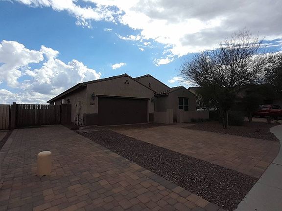 3rd image of 18633 W Mackenzie Dr