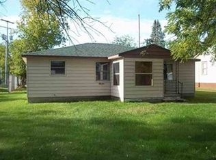 209 2nd St, Tawas City, MI 48763