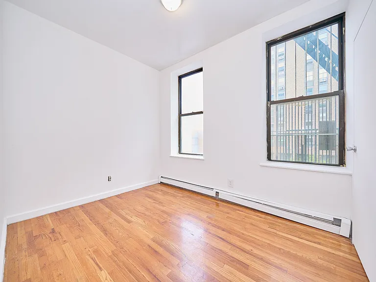 132 W 109th St #3B — Photo 10