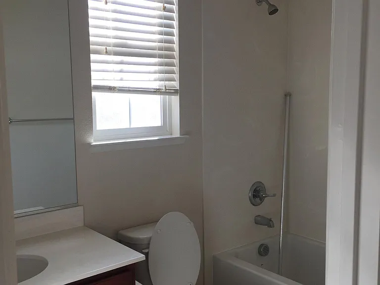1445 S Hart Dr — Photo 3