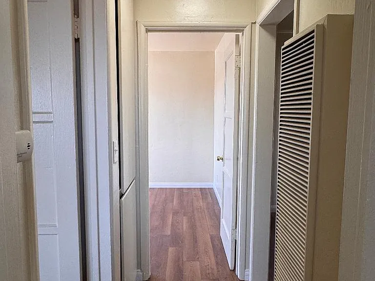 1816 J Ave #D — Photo 4