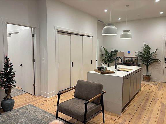 2nd image of 136 Main St #102