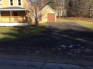 303 Blue Rd, Monmouth, ME 04259