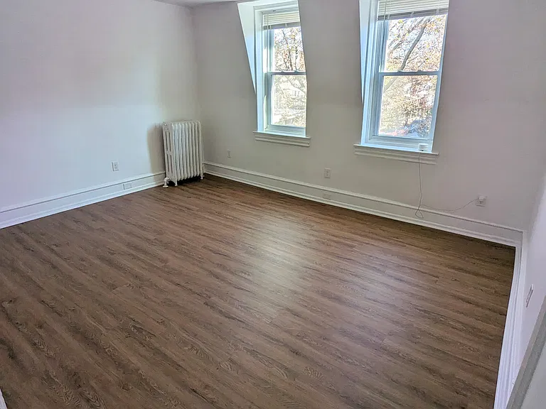401 S 51st St #3 — Photo 9