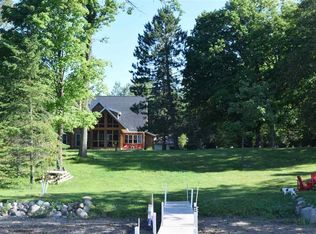 52348 S Center Rd, Spring Lake, MN 56680