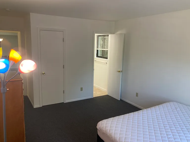 409 Lake St #C24 — Photo 15