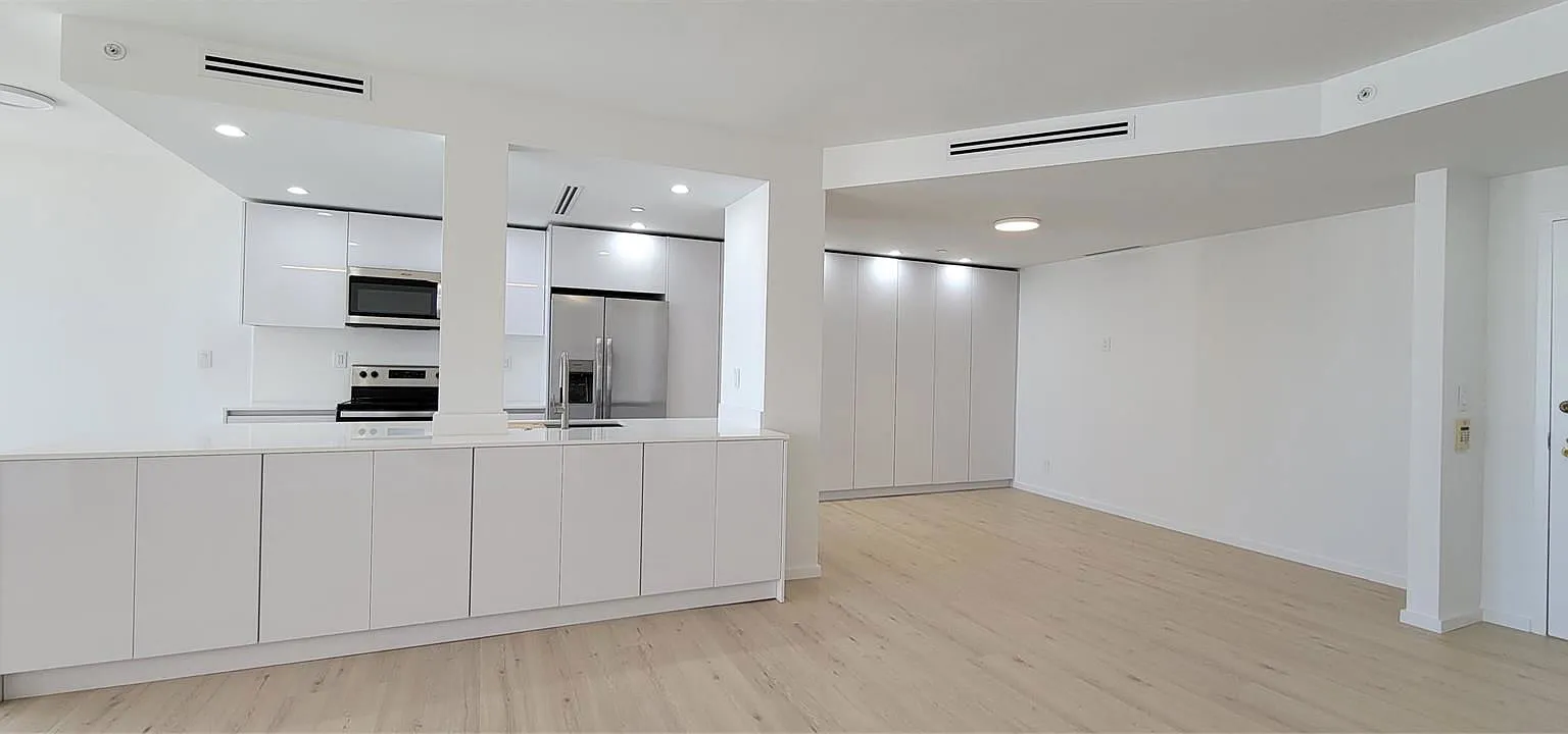 2 bed, 2.0 bath, 1677 sqft, $3,800 — Photo 4