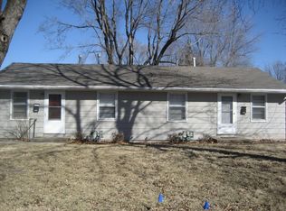 1106 Little Ave, Grandview, MO 64030