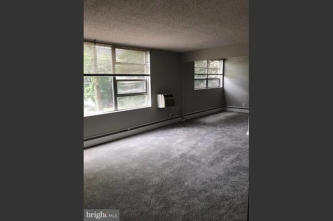 1030 E Lancaster Ave #103 — Photo 11