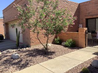 8576 N Candlewood Loop, Tucson, AZ 85704