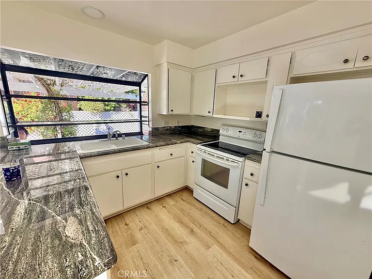 635 Flaming Star Ave — Photo 6