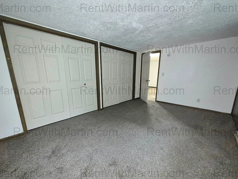1009 Thorndale Ave — Photo 14