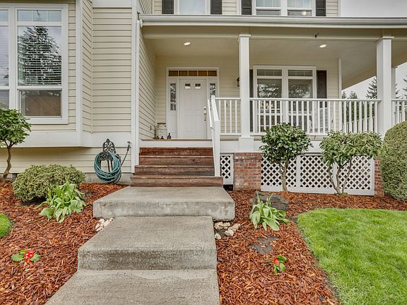 2nd image of 18005 NE 29th St