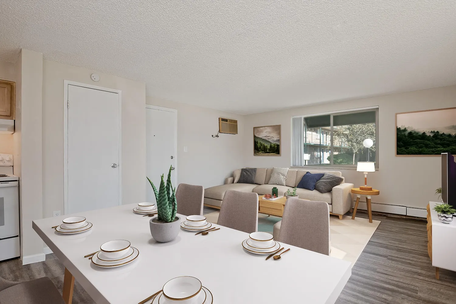 Candlelight Apartments — Photo 2