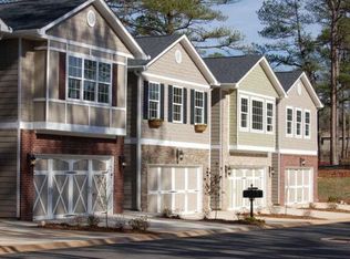 2844 Jordan Oaks Ln, Decatur, GA 30033