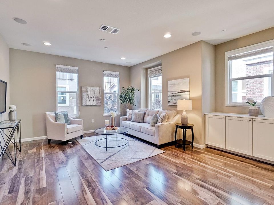 1st image of 1450 Neleigh Pl