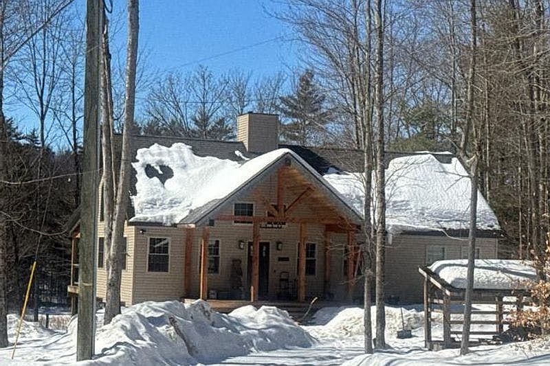 1st image of 31 The Elm Rd