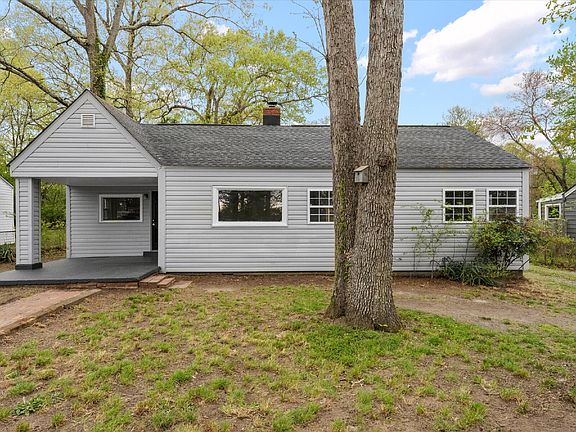 2nd image of 948 Halsey Ln
