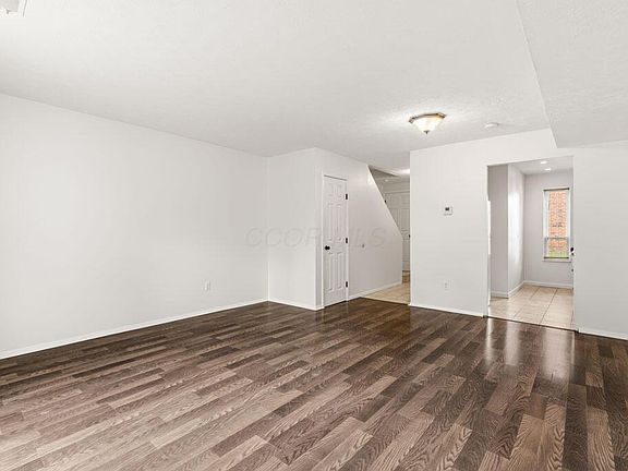 2nd image of 13 King Arthur Ct