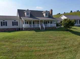 1408 Big Hollow Rd, Blountville, TN 37617