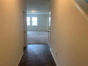 2906 Seacrest Ln — Photo 3