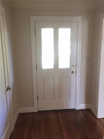 2nd image of 2401 Hemingway Dr