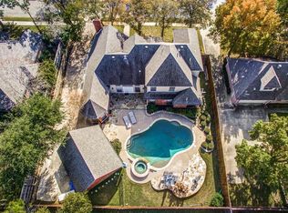1509 Michael Dr, Bedford, TX 76022